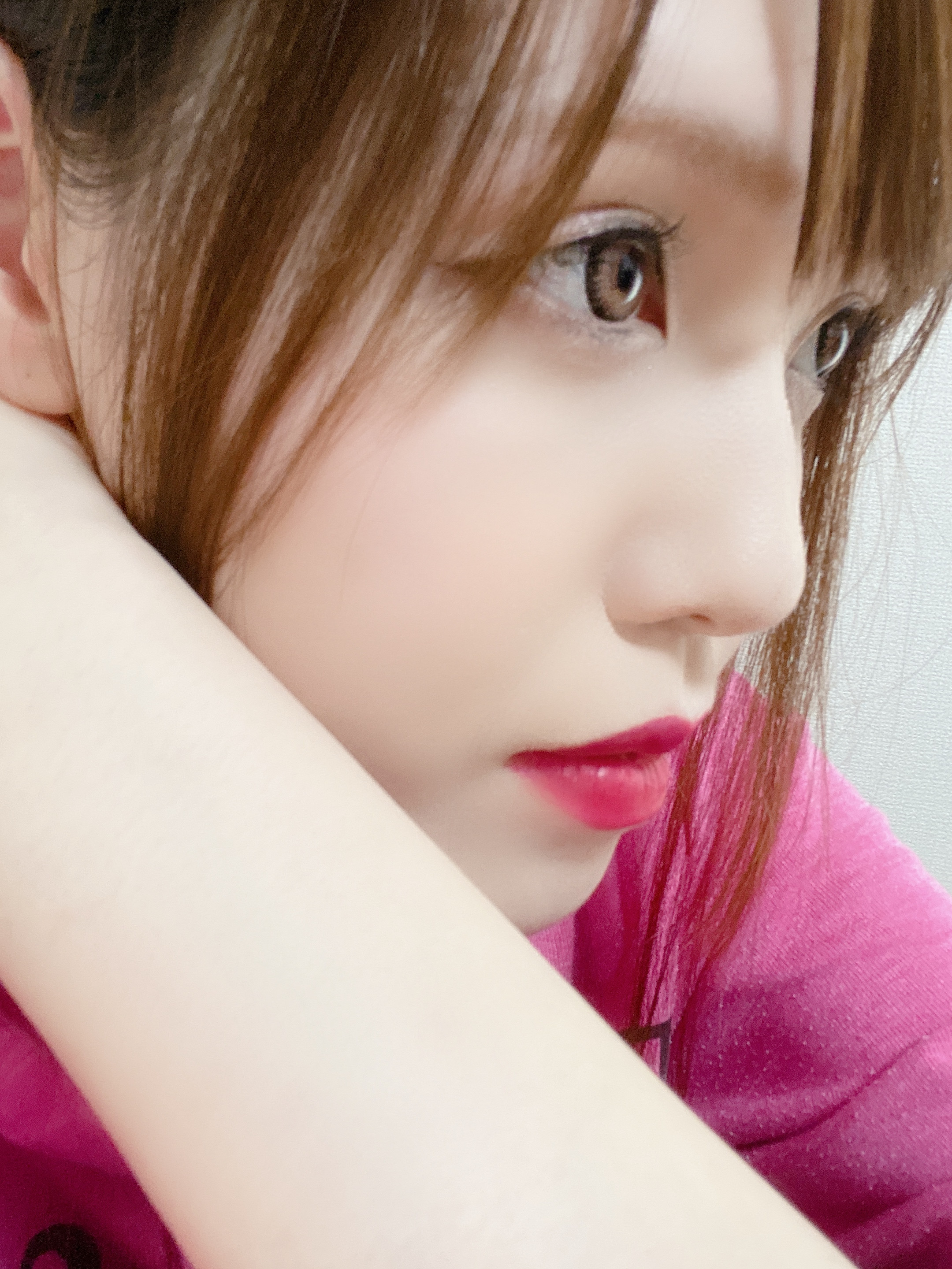 滅多に見れない横からみた私の顔